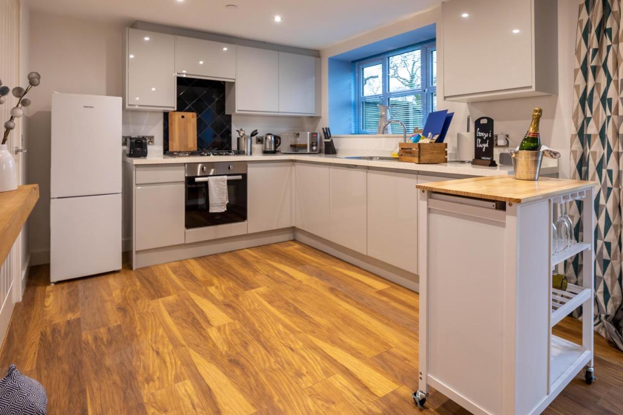 Caer Fedwen Barns Clwyd Cottage Two Bed, Barn Conversion With Private Hot Tub Bodfari Bagian luar foto
